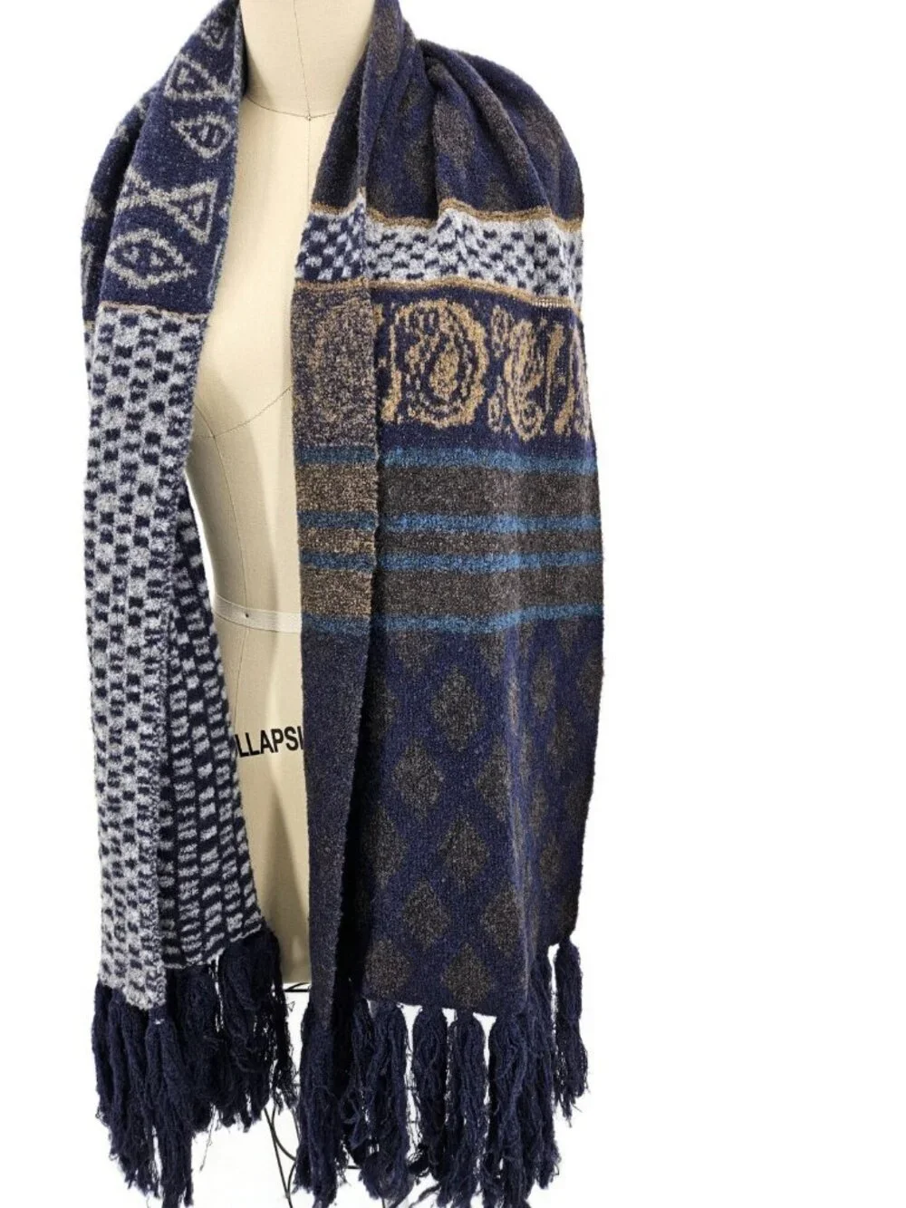 ETRO Italy Wool Blend Scarf Shawl Blue Paisley Geometric Tassel Fringe Blue Grey
